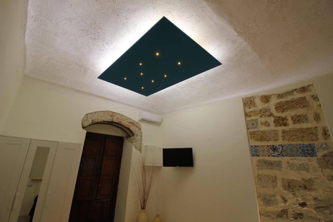 Zyz Holiday Home باليرمو المظهر الخارجي الصورة
